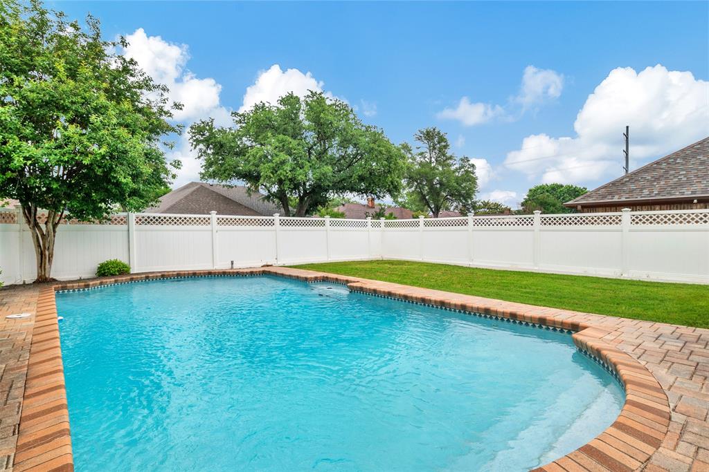 1209 Serenade Lane