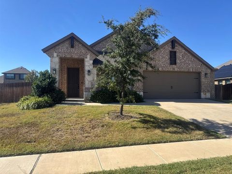 1819 Isabella Court Glenn Heights TX 75154