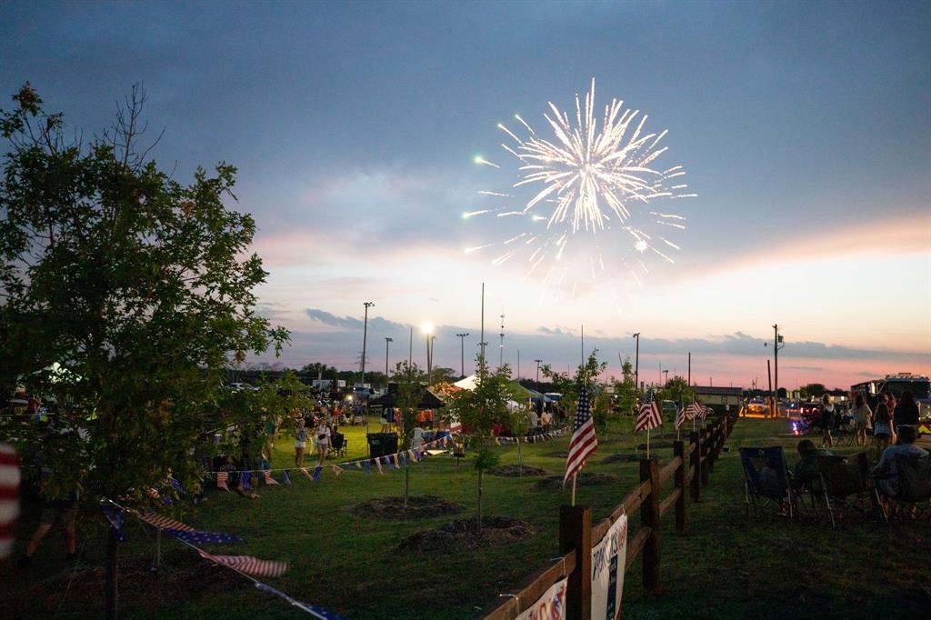 TBD W Maple Street LOT 6