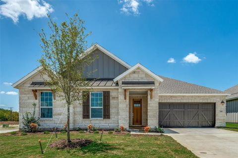348 Fallbrook Drive Aledo TX 76008