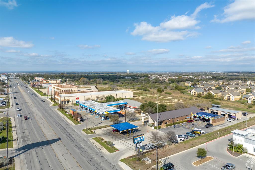 Hand Car Salon Sub Ncb 17490 - Commercial Sale