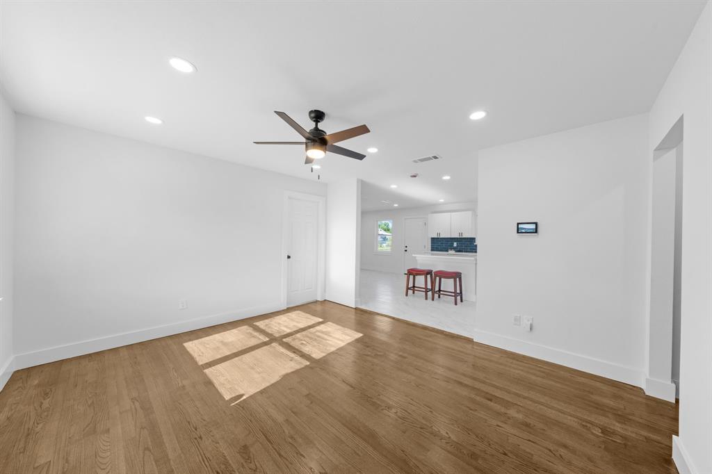 3712 Utah Avenue