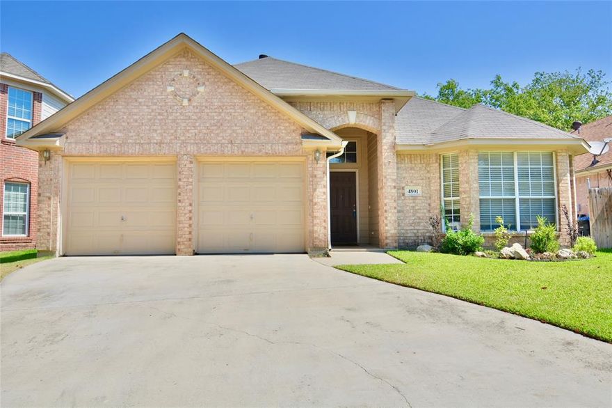Charming Home in Prime Location Near Parks, Trails, and Top Schools!

Welcome to this super cute home nestled in an established neighborhood within Keller ISD! You'll love the unbeatable location—just minutes from scenic parks, walking trails, top-rated schools, shopping, and entertainment.

Step inside to a light-filled living area featuring a wall of windows that bring the outdoors in. The spacious, split-bedroom floor plan offers both privacy and comfort, perfect for families or guests. The kitchen boasts newly installed granite countertops and flows easily into the dining area, making mealtime and entertaining a breeze.

Retreat to the generous primary suite with dual sinks, a relaxing garden tub, separate shower, and walk-in closet. Enjoy outdoor living on the backyard patio—ideal for gatherings and summer BBQs. The shaded backyard offers plenty of space for play, pets, or peaceful evenings under the trees.

Don’t miss your chance to make this gem your new home—schedule your tour today!