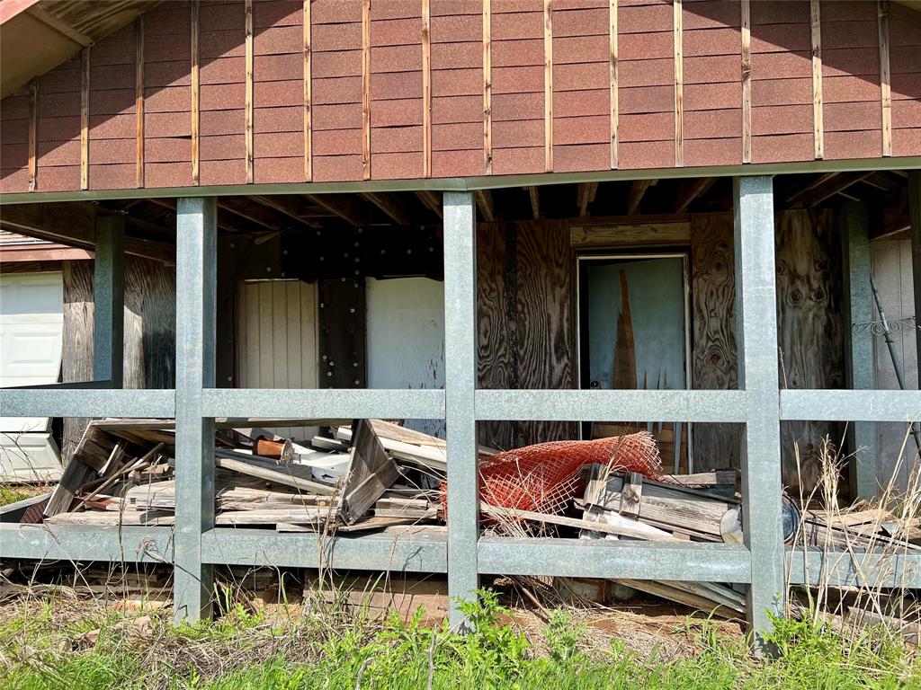 M ANTHONY - Residential