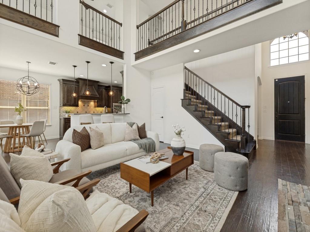 916 Redbird Lane
