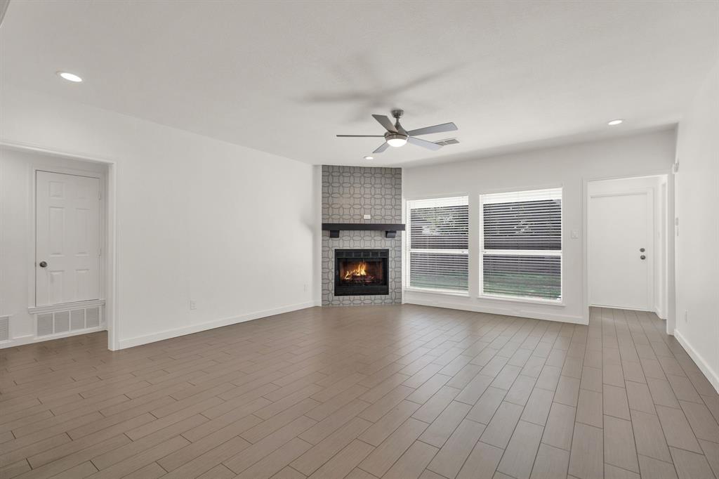 2233 Woodview Drive