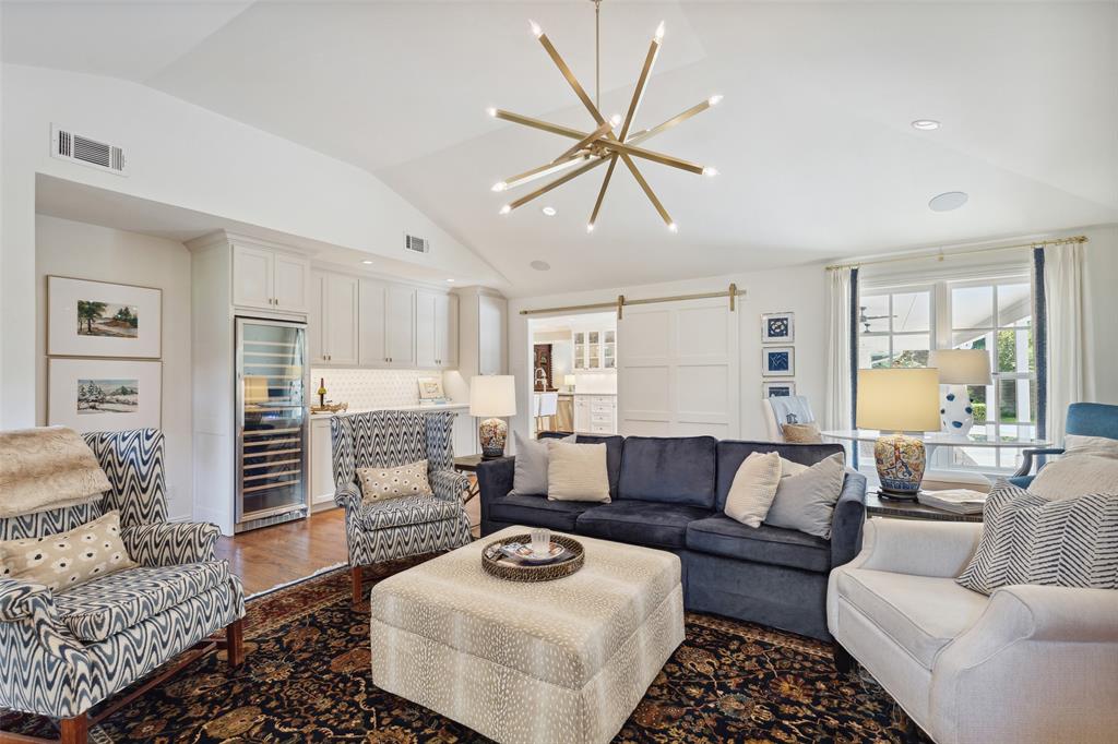 Russwood Acres 01 Instl - Residential