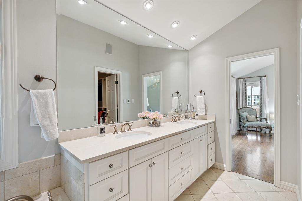 Russwood Acres 01 Instl - Residential