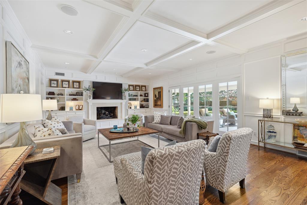 Russwood Acres 01 Instl - Residential