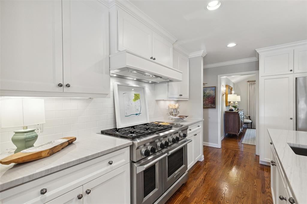 Russwood Acres 01 Instl - Residential