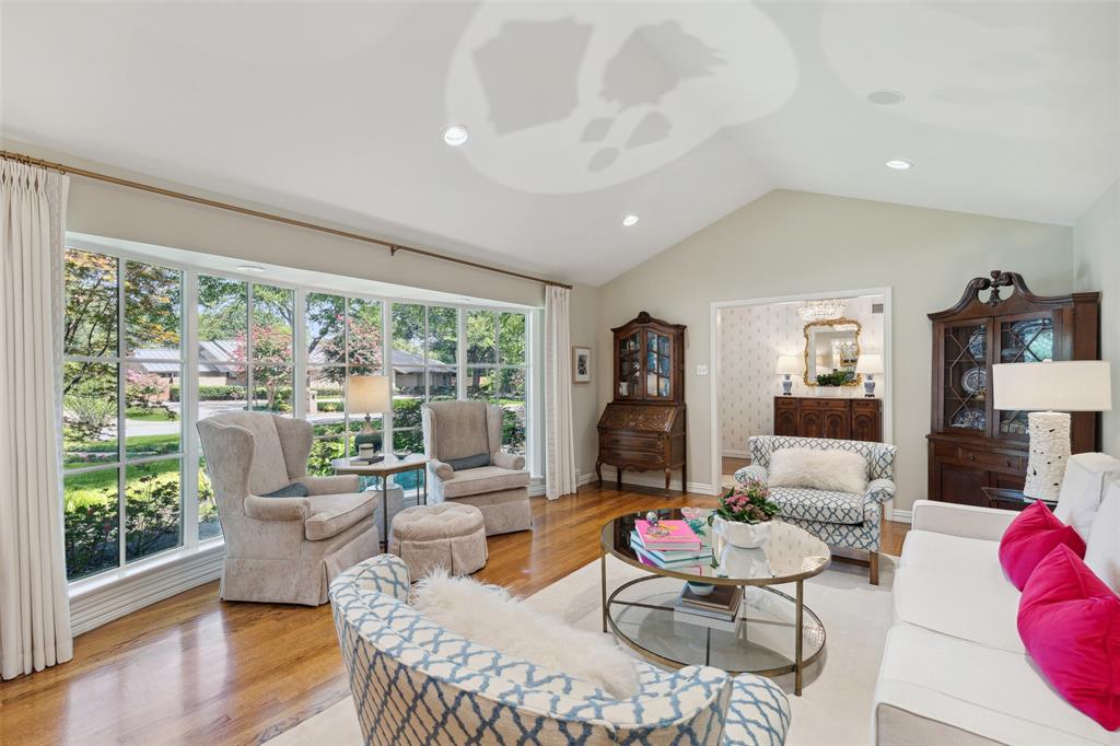 Russwood Acres 01 Instl - Residential