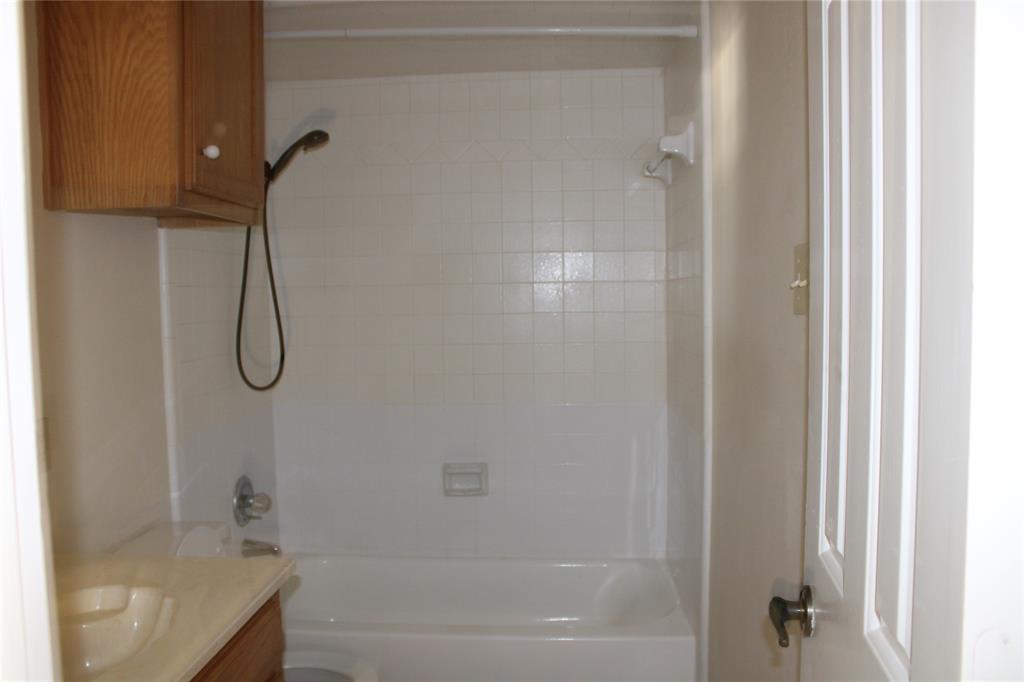 Crestmoor Park North - Residential Income