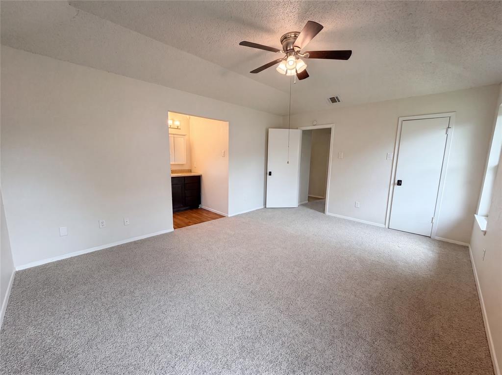208 Dakota Drive