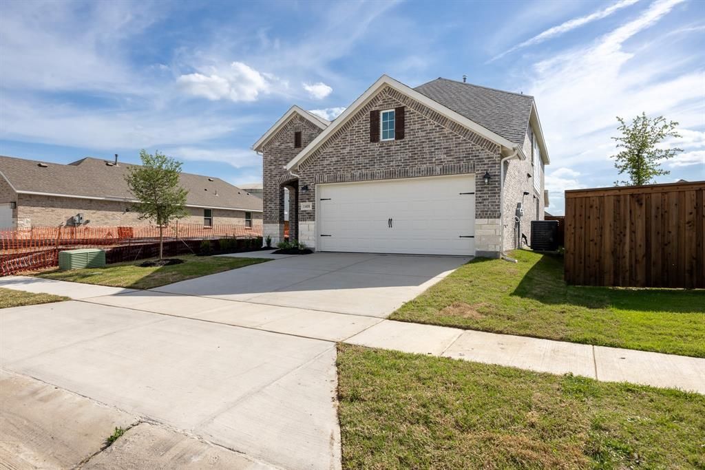 Photo of 1408 Grove Pond Road, Forney, TX 75126 (MLS # 21226874)