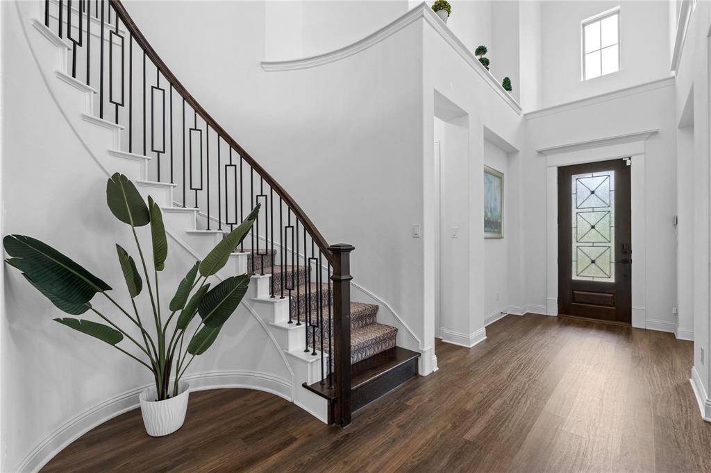 1320 English Setter Drive