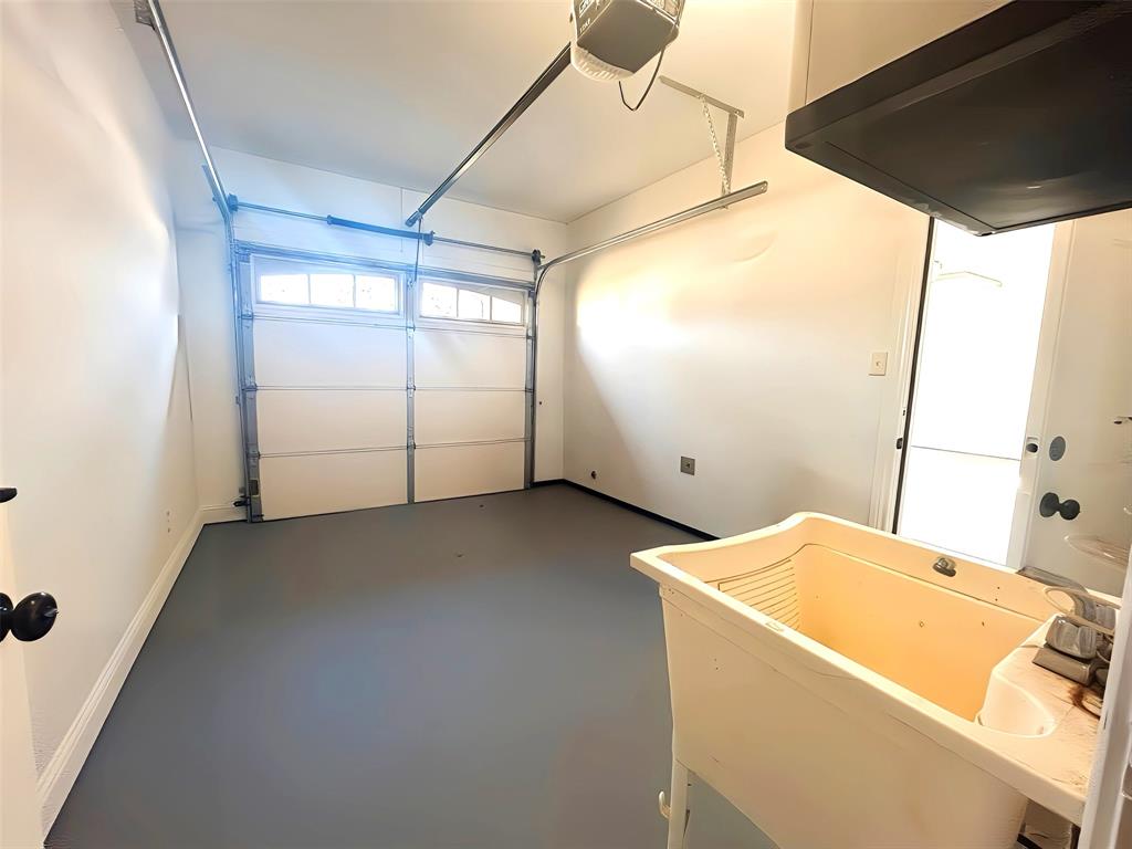 Justin Cove - Residential