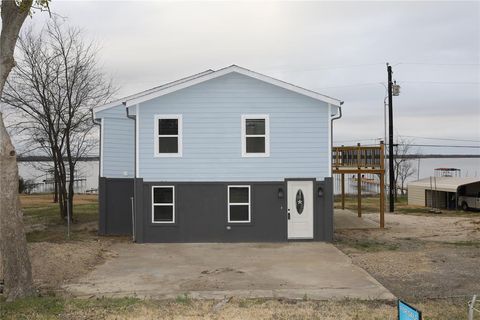 Photo of 1020 Crazy Horse, Quinlan, TX 75474 (MLS # 21259973)