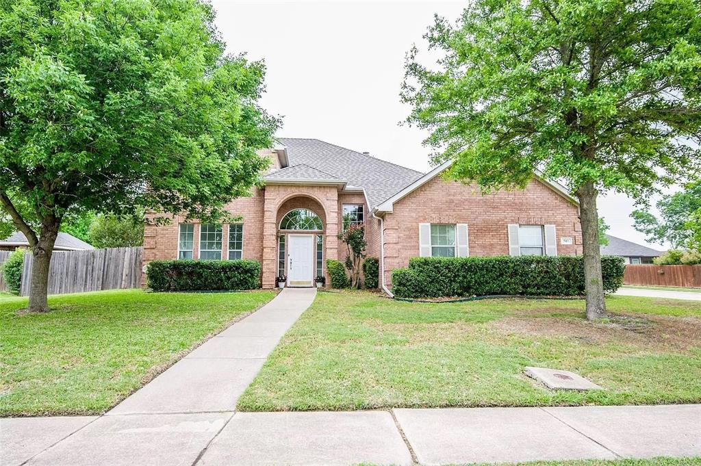 Photo of 741 Willow Crest Drive, Midlothian, TX 76065 (MLS # 21349894)