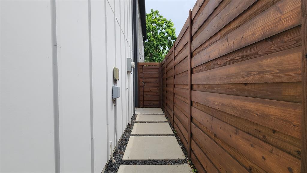 Mount Auburn - Residential Lease