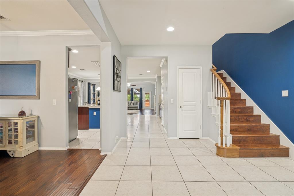 1374 Petaluma Drive