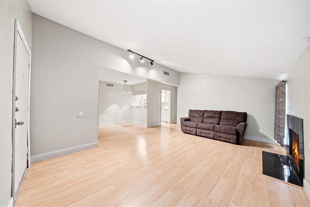12824 Midway Road 2136