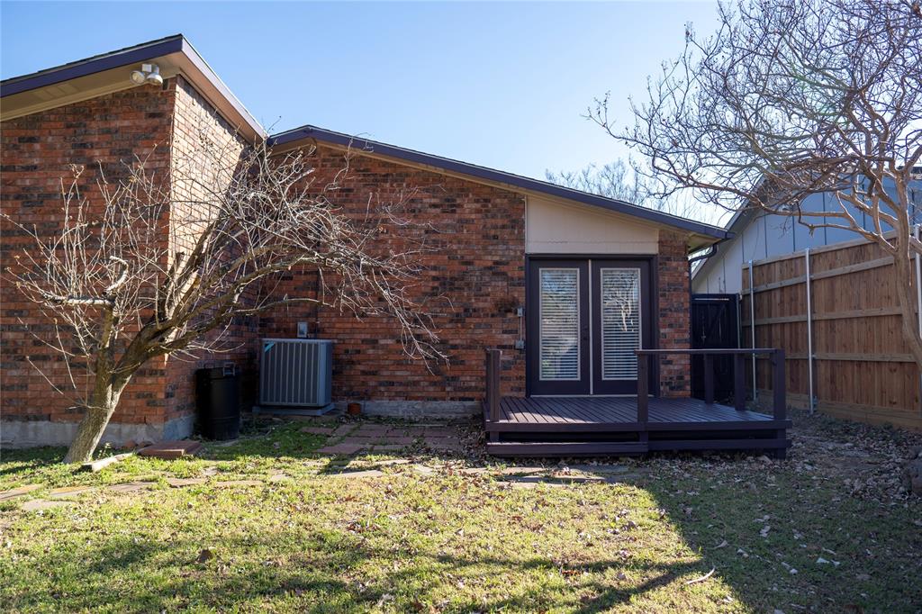 BRAIRWOOD ESTS - Residential