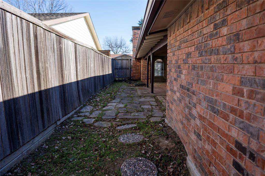 BRAIRWOOD ESTS - Residential