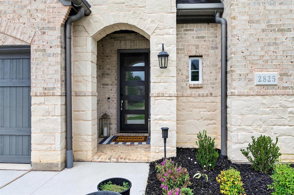 2825 Braemar