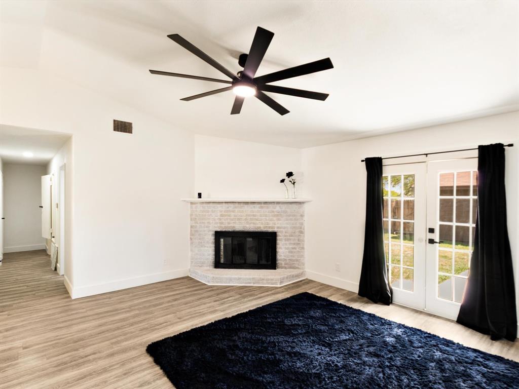 1040 Carmody Drive