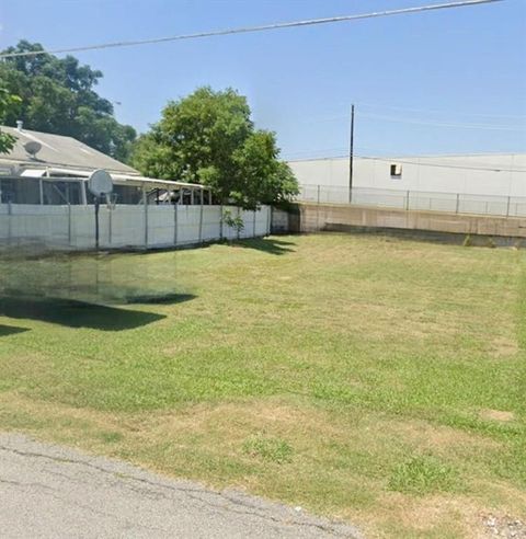 2007 Ivanhoe Lane Dallas TX 75208