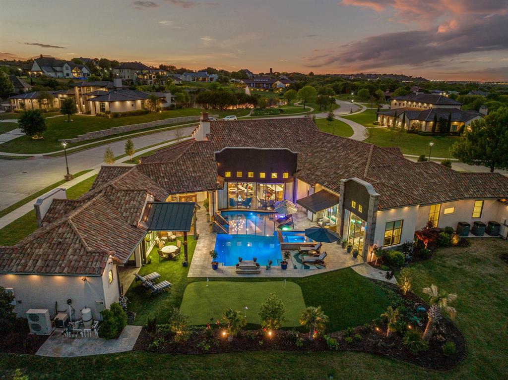 4925 Arbol Court
