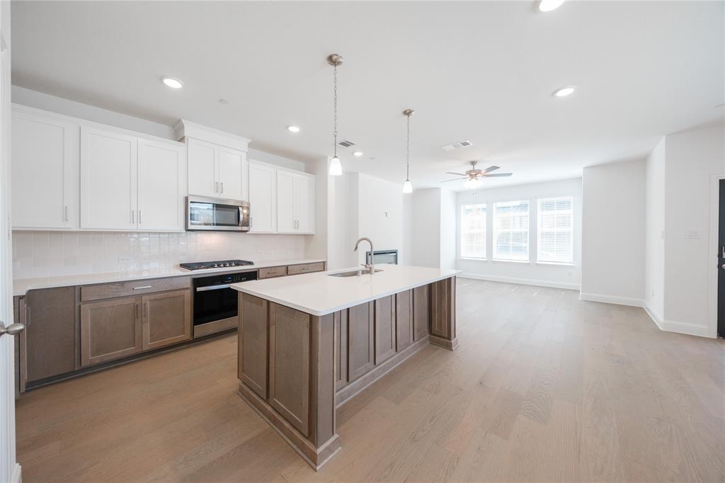 2101 Naples Drive