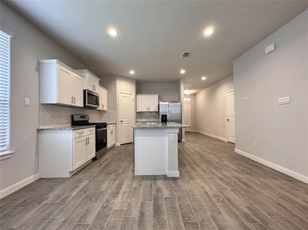 Watersbend Ph 10 - Residential Lease