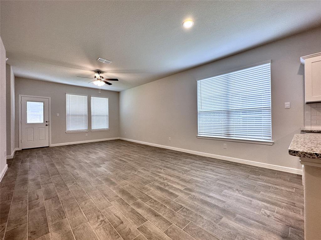 Watersbend Ph 10 - Residential Lease