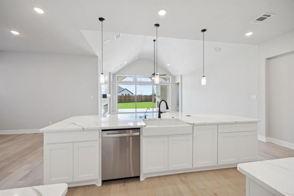 Trinity Falls - Residential