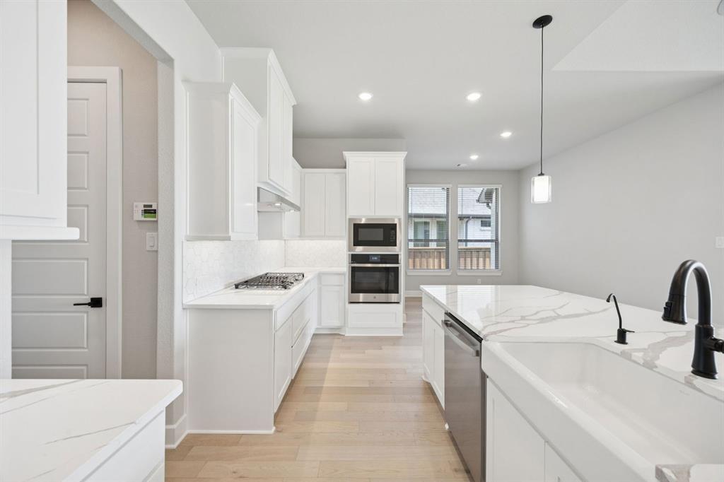 Trinity Falls - Residential