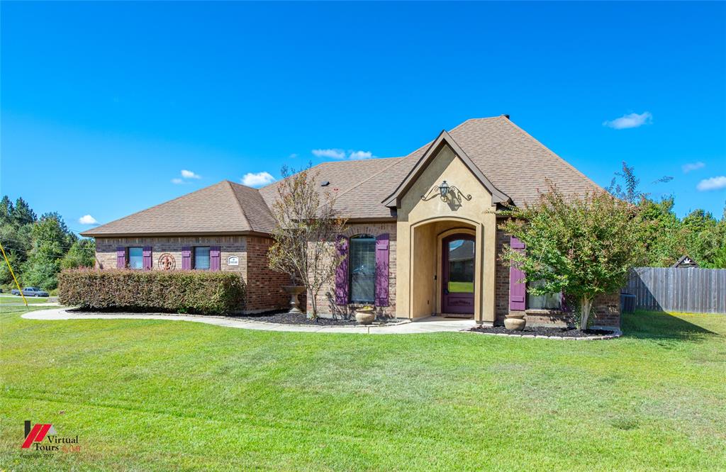 Woolworth Oaks - Residential