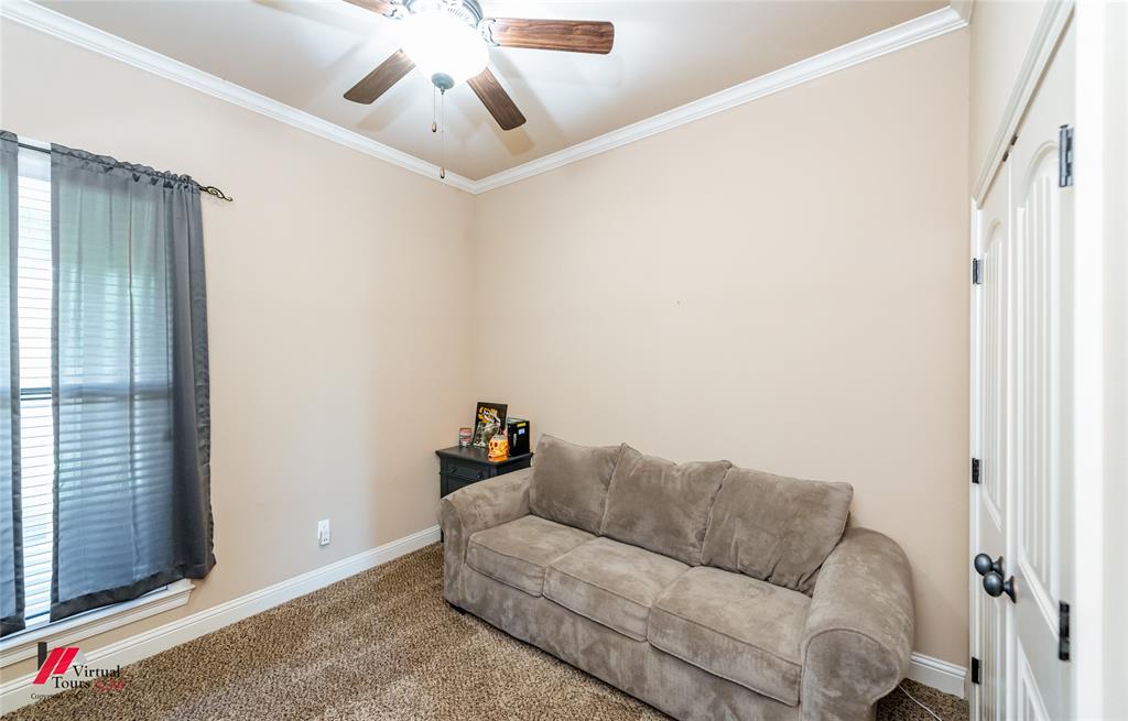 Woolworth Oaks - Residential