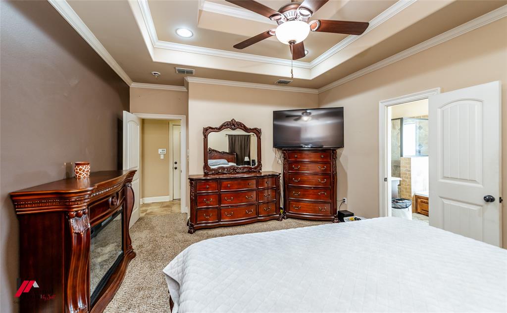 Woolworth Oaks - Residential