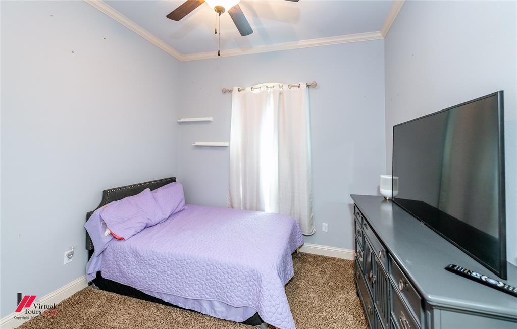 Woolworth Oaks - Residential