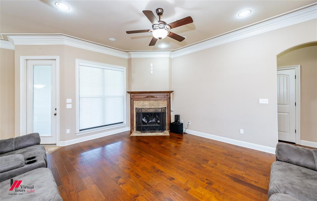 Woolworth Oaks - Residential