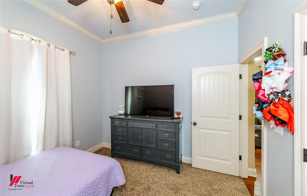 Woolworth Oaks - Residential