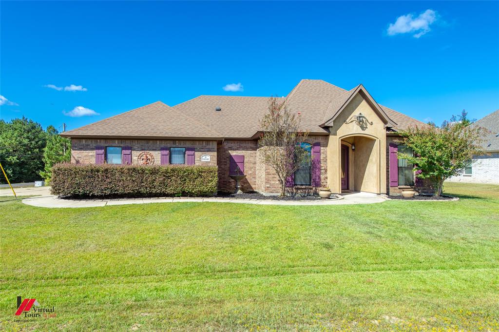 Woolworth Oaks - Residential