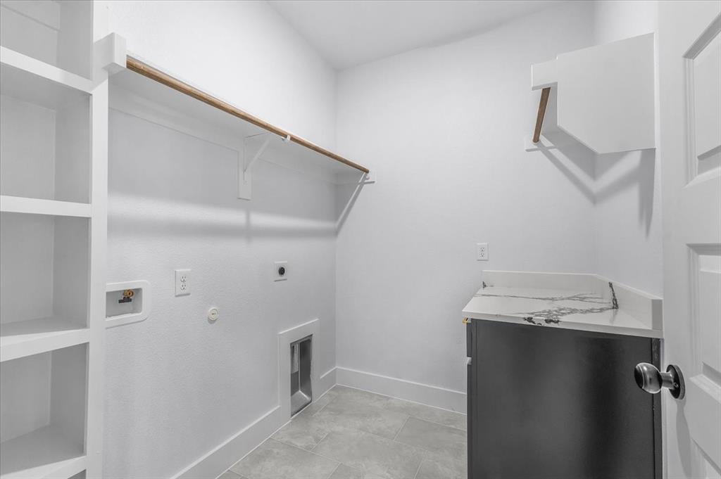 Ellis M G Add - Residential