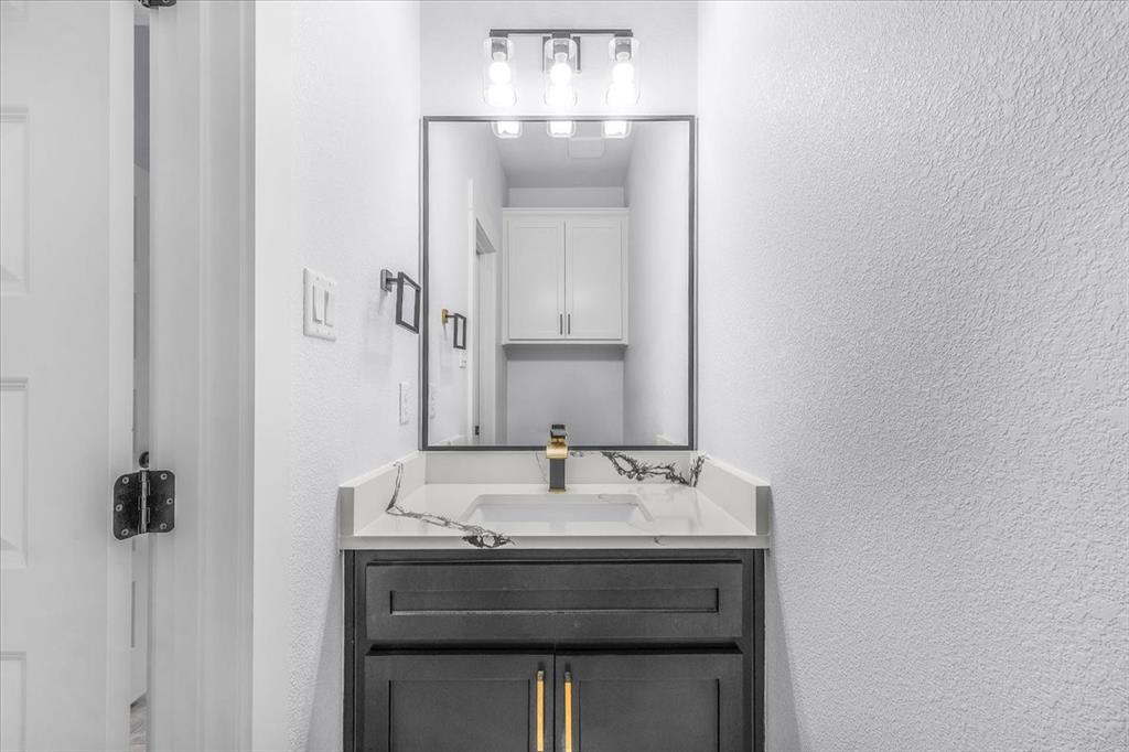 Ellis M G Add - Residential