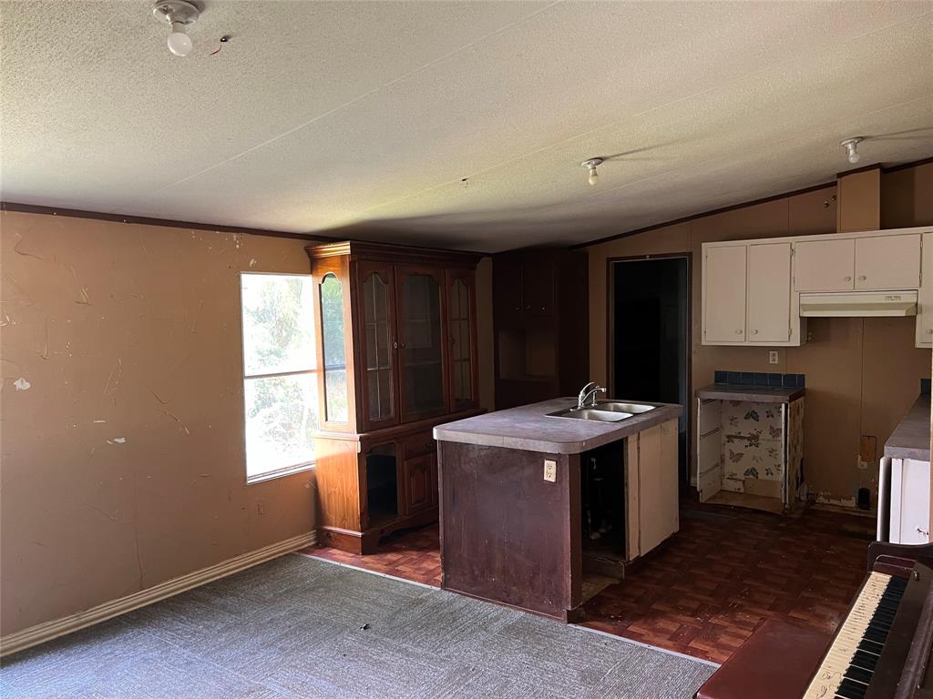210 County Road 1015