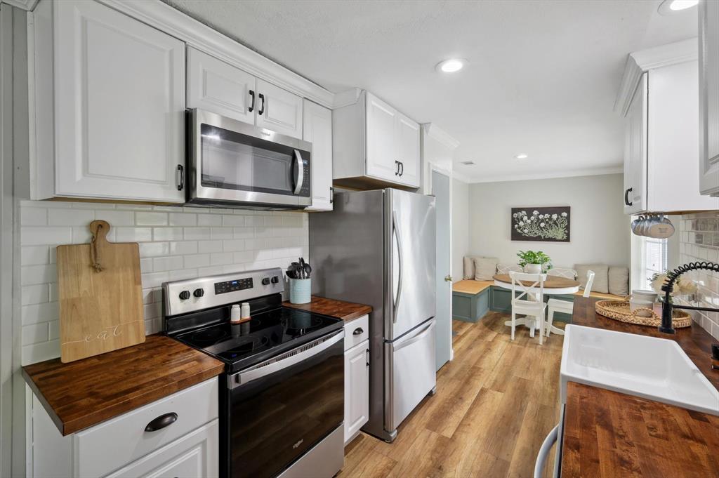 Benbrook Lakeside Add - Residential