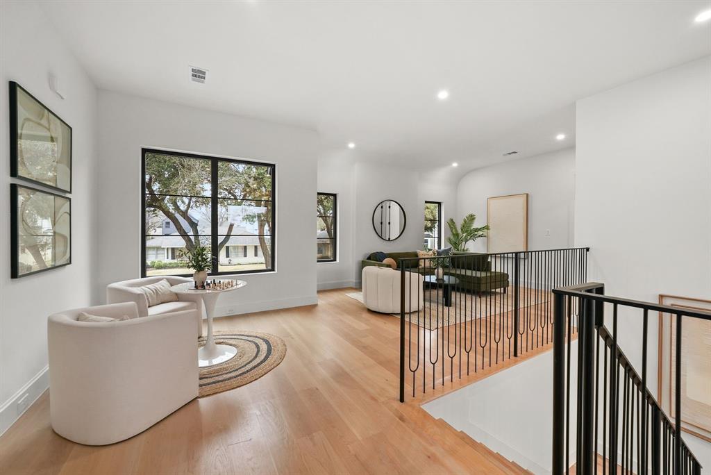 Williams-Caruth Terrace - Residential