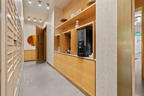 Tiny photo for 2408 Victory Park Lane #736, Dallas, TX 75219 (MLS # 21026125)