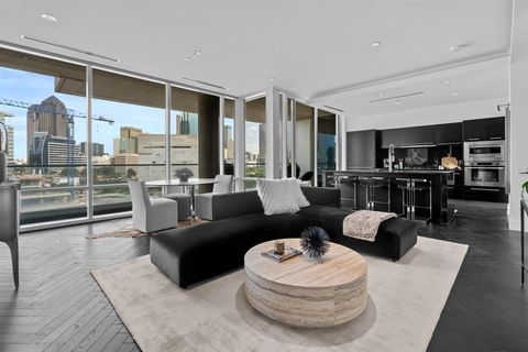 Tiny photo for 2408 Victory Park Lane #736, Dallas, TX 75219 (MLS # 21026125)